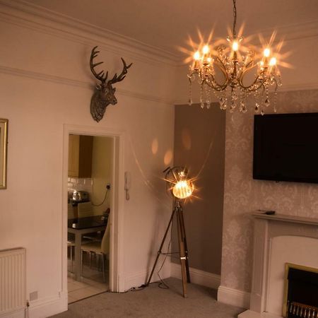 Harrogate Elite Living Apartman Kültér fotó