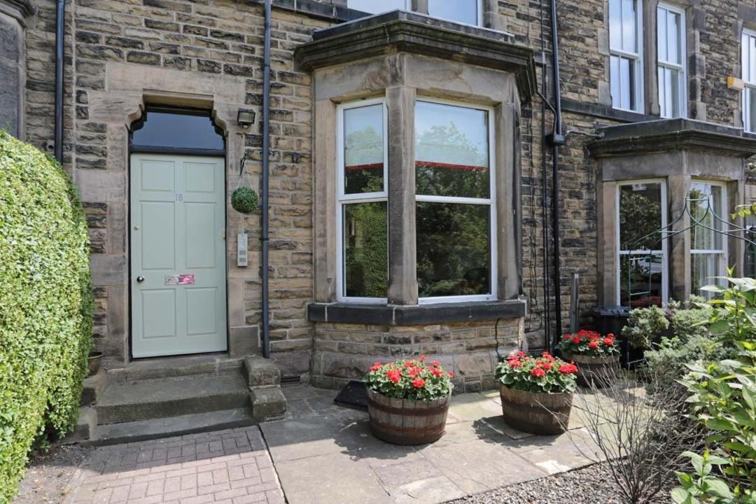 Harrogate Elite Living Apartman Kültér fotó